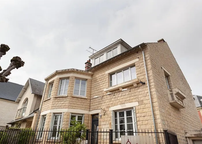 De - Gare * Chantilly