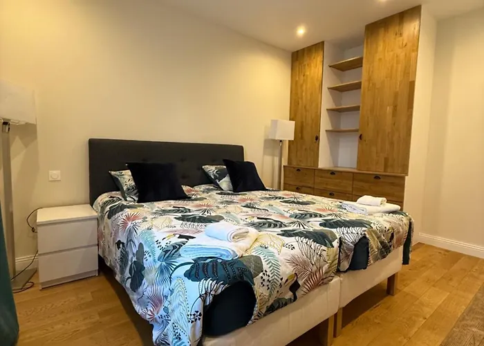 De - Gare Lägenhet Chantilly